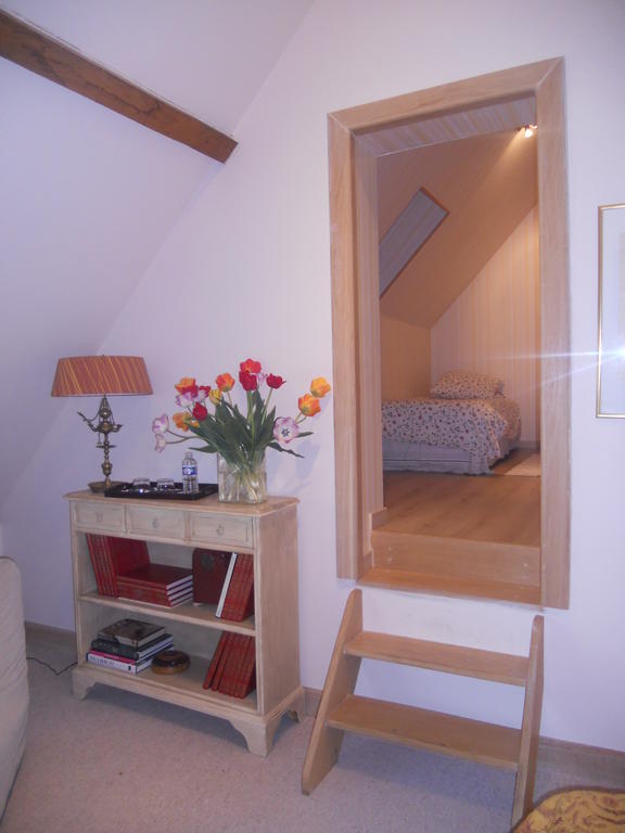 Les Vieux Guays Bed & Breakfast Cerdon  Ruang foto